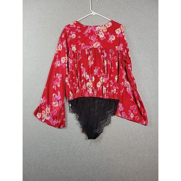 Intimately Free People Red Floral Bell Sleeve Tie Front Lace Bodysuit Large - Picture 8 of 15